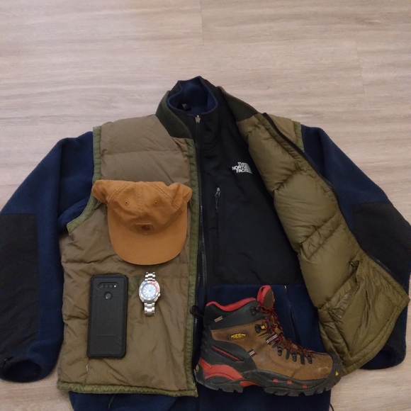 Carhartt hat. - Picture 5 of 6